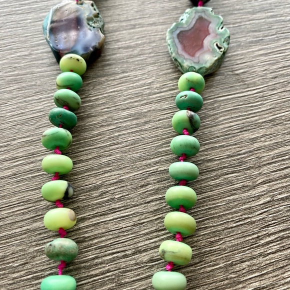 Hand knotted gemstone necklace.  42” - Picture 9 of 11